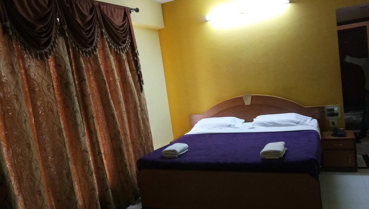 Hotel Vyshak Residency 마이소르 외부 사진